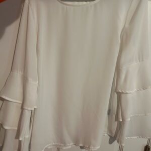 Liz Claiborne Cream Ruffled Sleeve Blouse